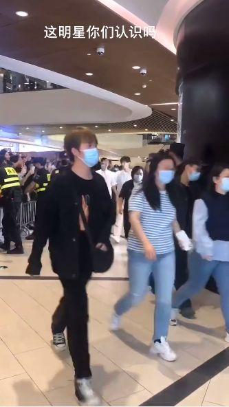 成毅爆料最新動態視頻播放,揭秘幕后故事與精彩瞬間